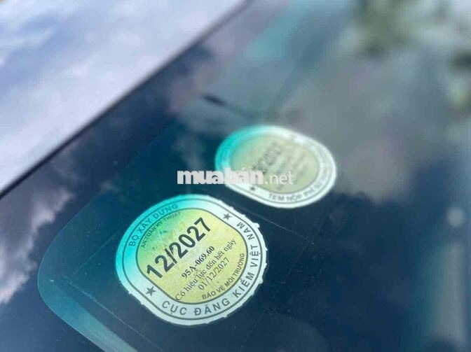 Toyota Innova E 2020 Bạc 8 chỗ Số sàn chủ chạy kĩ