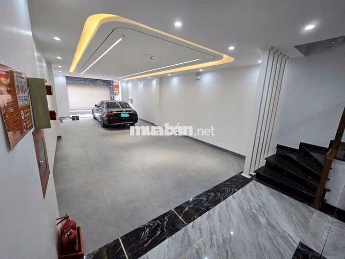 cần sang nhượng nhà phân lô Quân đội gần sân gold Long biên