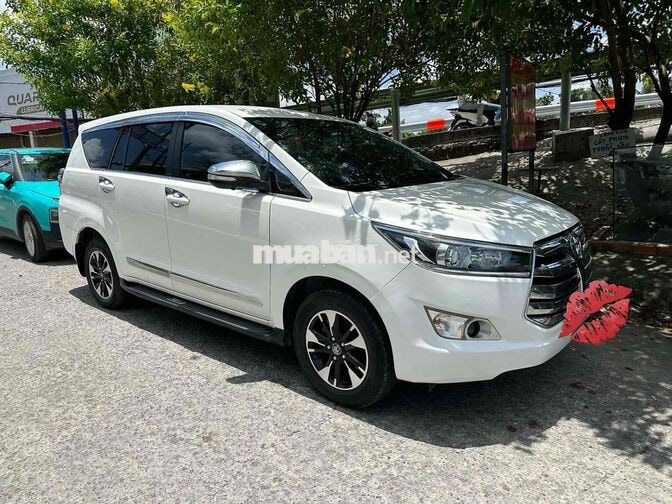 Toyota Innova G 2017 Trắng Tự động 7 chỗ