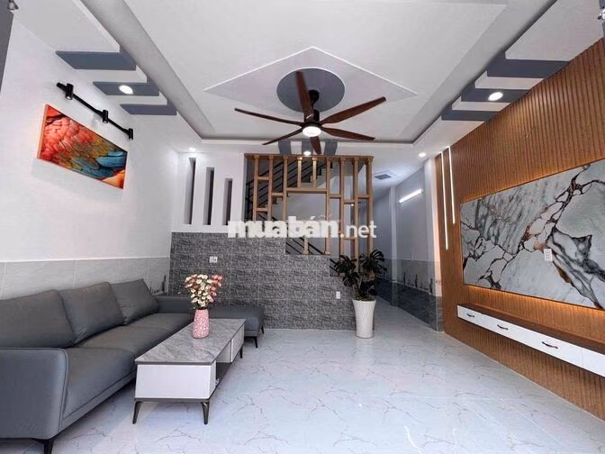Nhà mới xây ngay gần ngã 3 Tân Kim giá rẻ