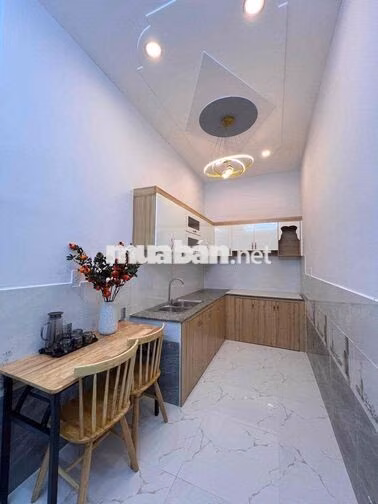 Nhà mới xây ngay gần ngã 3 Tân Kim giá rẻ