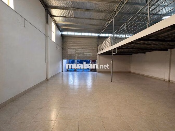 Cho Thuê Kho Xưởng 300m2 - Trống từ đầu tháng 9 Ngay Ngã Tư Gò Mây