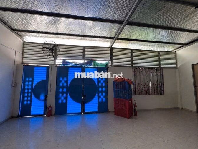 Cho Thuê Kho Xưởng 300m2 - Trống từ đầu tháng 9 Ngay Ngã Tư Gò Mây
