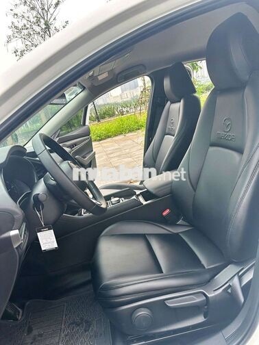Mazda 3 Deluxe 2025 Trắng 1 vạn