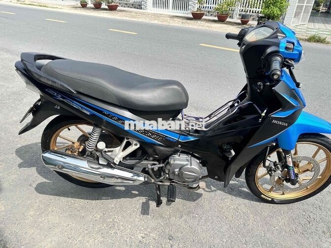 Honda Wave Blade 110 ( góp cần cccd không nợ xấu