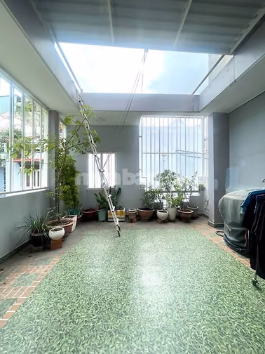 Nhà Mặt tiền Nguyễn Văn Công, GV cần tìm chủ mới giá chỉ nhỉnh 4Tỷ