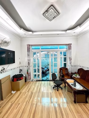Nhà Mặt tiền Nguyễn Văn Công, GV cần tìm chủ mới giá chỉ nhỉnh 4Tỷ