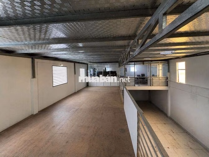 Cho Thuê Kho Xưởng 300m2 - Trống từ đầu tháng 9 Ngay Ngã Tư Gò Mây