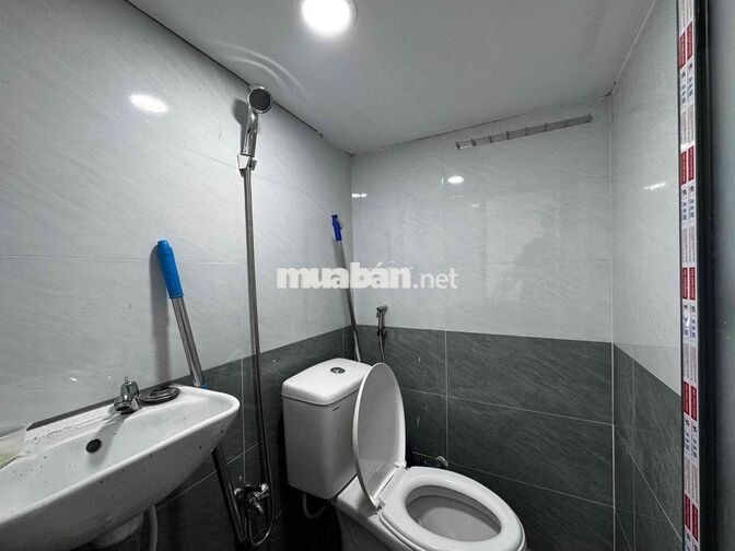 CHÍNH CHỦ SANG NHƯỢNG - 40Tr - MẶT TIỀN KHU SẦM UẤT