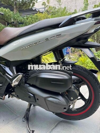 Airblade 150 ABS 2020 Xám xi măng Hỗ trợ gố