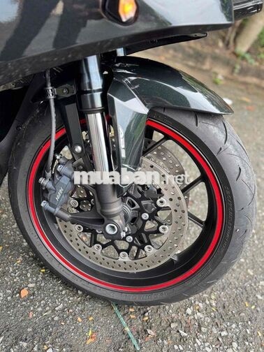 Honda CBR650R E-Clutch 2026