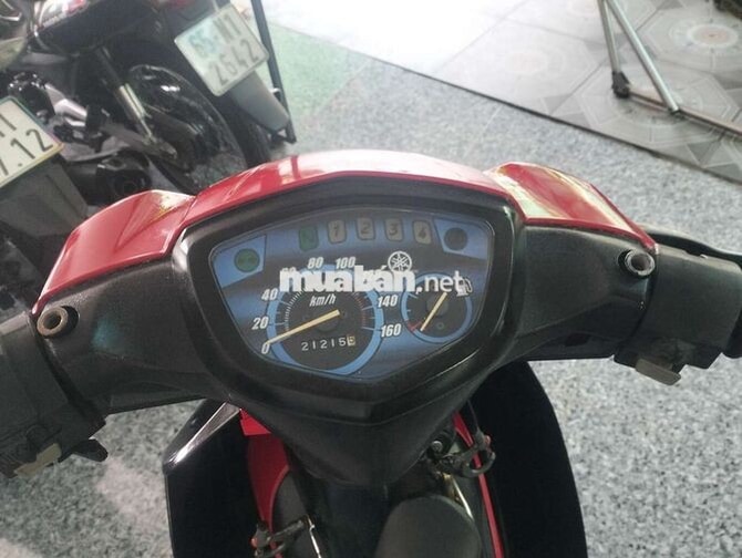 Yamaha Sirius Đỏ đen Nhật