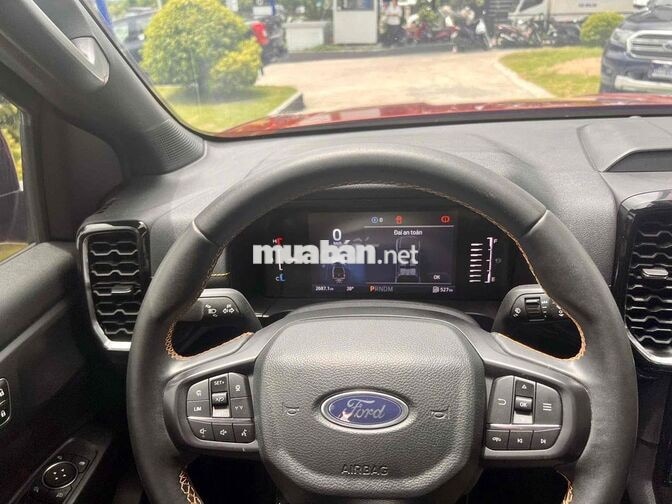 Ford Ranger Wildtrak 2025 Tự động 10 cấp Đỏ Cam