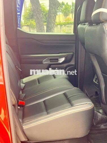 Ford Ranger Wildtrak 2025 Tự động 10 cấp Đỏ Cam