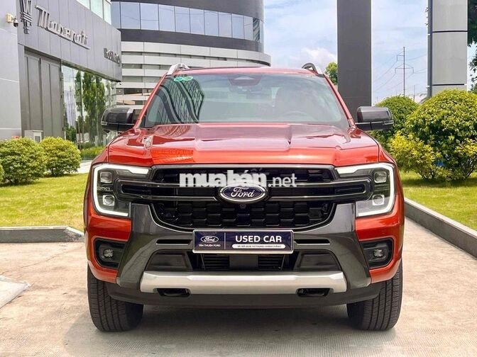 Ford Ranger Wildtrak 2025 Tự động 10 cấp Đỏ Cam