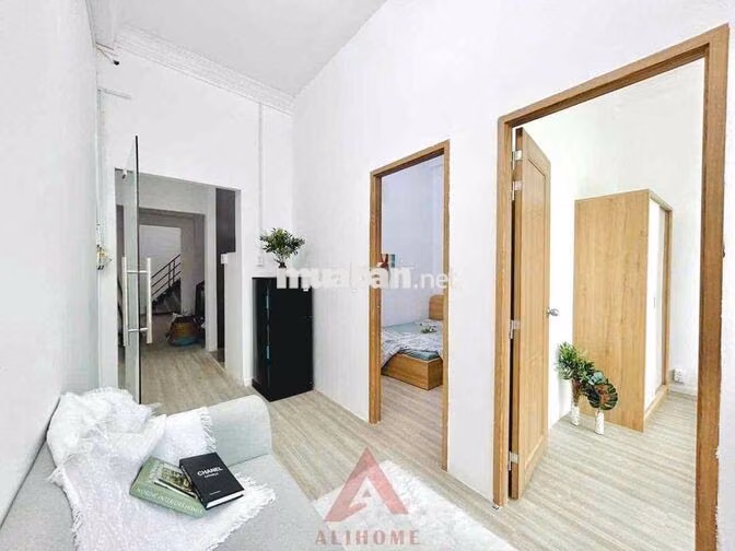 CHO THUÊ STUDIO 2PN FULL NT-CỬA SỔ TRỜI LỚNGẦN SÂN BAY, HOÀNG VĂN THỤ