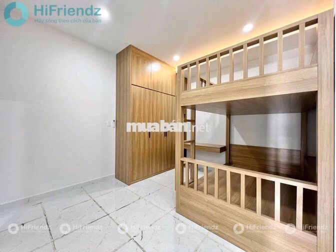 PHÒNG MỚI SIÊU ĐẸP CÓ BAN CÔNG SÁT Q5 có thang máy - FULL NT cao cấp