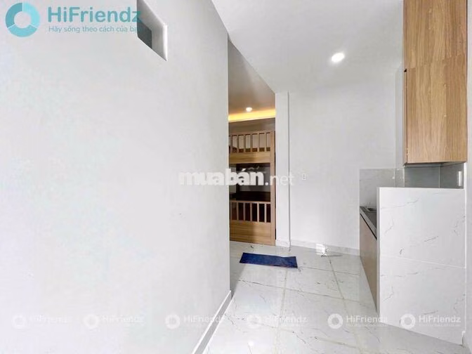 PHÒNG MỚI SIÊU ĐẸP CÓ BAN CÔNG SÁT Q5 có thang máy - FULL NT cao cấp