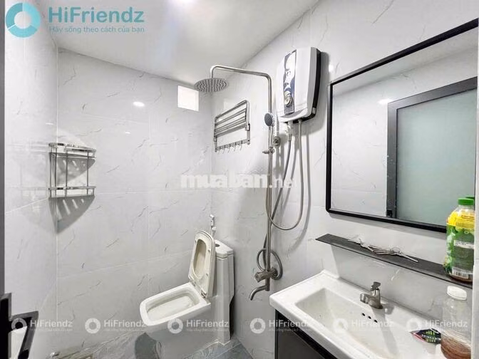 PHÒNG MỚI SIÊU ĐẸP CÓ BAN CÔNG SÁT Q5 có thang máy - FULL NT cao cấp