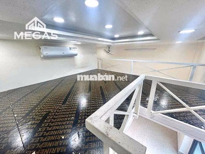 CHO THUÊ DUPLEX ĐỐI DIỆN ĐẠI HỌC LUẬT CS2 - THIẾT KẾ HIỆN ĐẠI - SÁNG