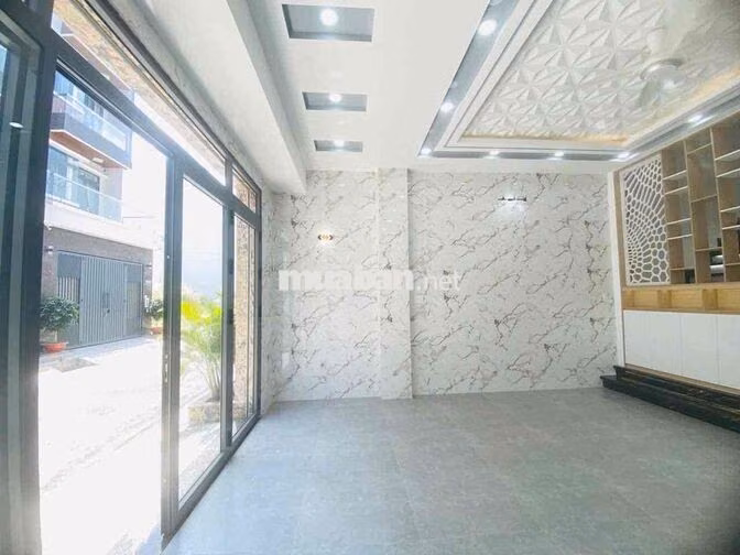 Nhà đẹp Green Riverside Nhà Bè – 5,4x14,8m – Ô tô đậu trong nhà