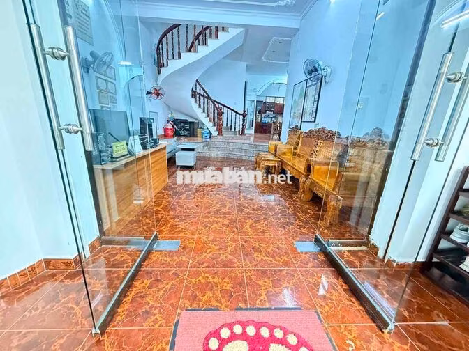 🏡 CHO THUÊ BIỆT THỰ TRUNG TÂM – 2 MẶT TIỀN | VỪA Ở VỪA KINH DOANH  📍 V