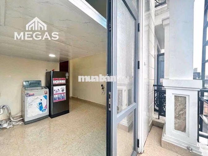 CHO THUÊ DUPLEX ĐỐI DIỆN ĐẠI HỌC LUẬT CS2 - THIẾT KẾ HIỆN ĐẠI - SÁNG