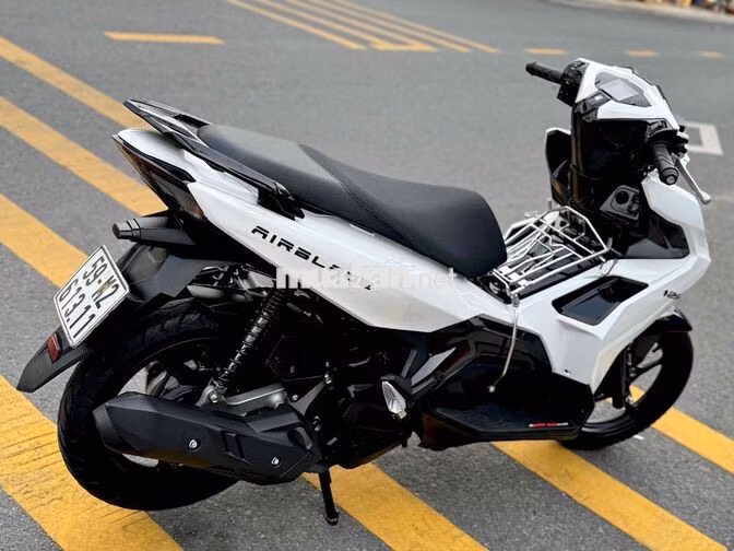 Honda Airblade 125 2022 Trắng đen 18.000km