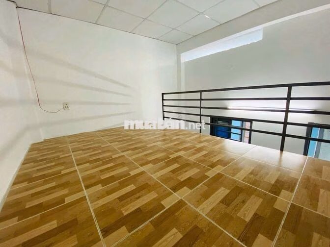 🔰PHÒNG GÁC CAO 2M SẴN MÁY LẠNH NGAY CHỢ THẠCH ĐÀ