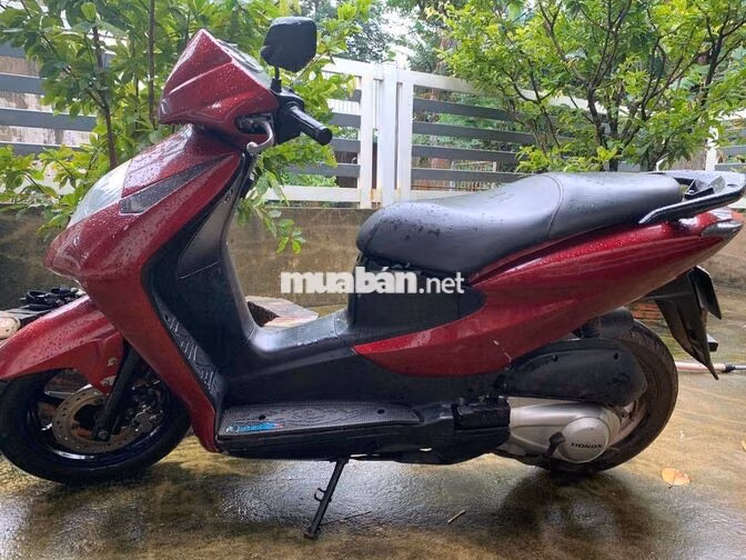 Honda Dylan 2005 màu Đỏ
