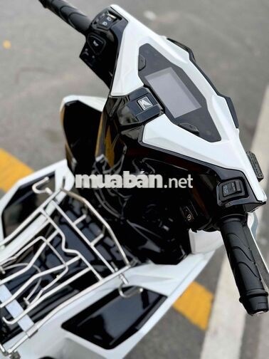 Honda Airblade 125 2022 Trắng đen 18.000km