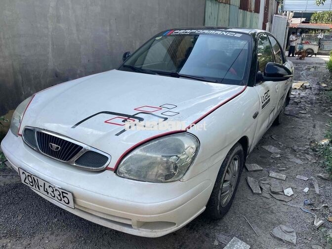 Tập lái xong cần bán Nu 2001