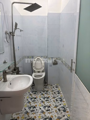 Nhà cho thuê dài hạn DT sàn 218,4 m2