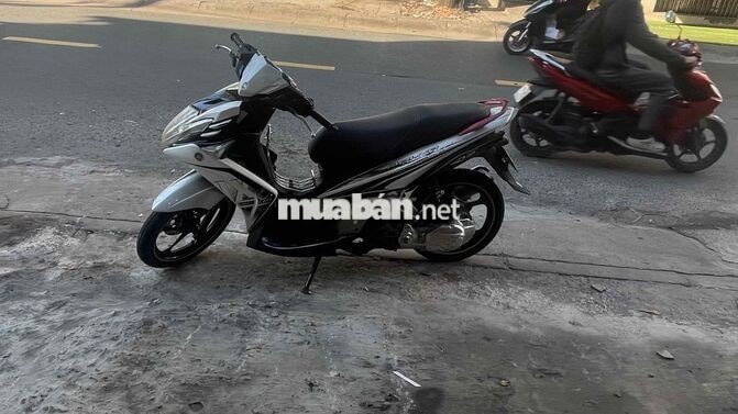 Yamaha Novo 5 Trắng Phun xăng điện tử
