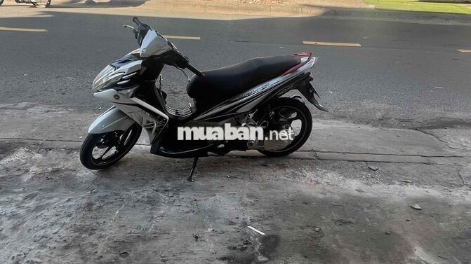 Yamaha Novo 5 Trắng Phun xăng điện tử
