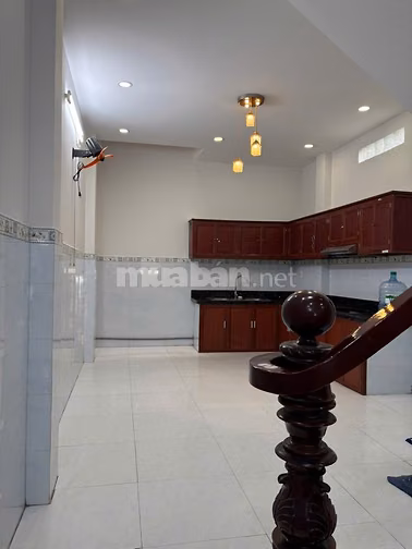 Nhà cho thuê dài hạn DT sàn 218,4 m2