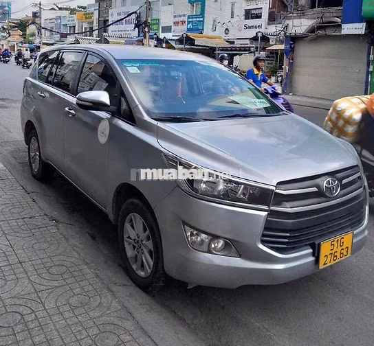 Toyota Innova 2017 Bạc