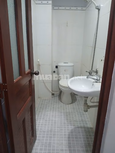 Cho thuê nhà HXH đường Thống Nhất, phường 15, Gò Vấp