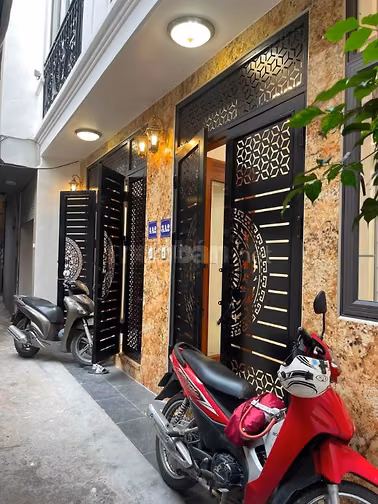 GIA ĐÌNH CẦN THANH KHOẢN GẤP CĂN NHÀ XÂY CỰC TÂM HUYẾT - 2 MẶT THOÁNG 