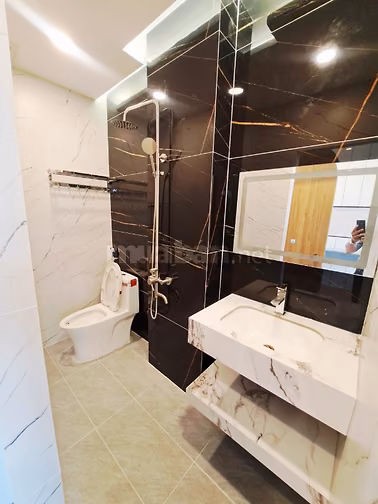 Full NỘI THẤT cao cấp- Đúc 5 Tầng- ngay Tân Kỳ Tân Quý- CHỉ nhỉnh 6 TỶ