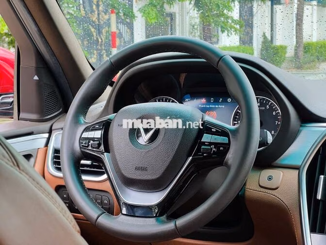 VinFast Lux SA Premium 2020 Đỏ - Bản full -Giá mềm