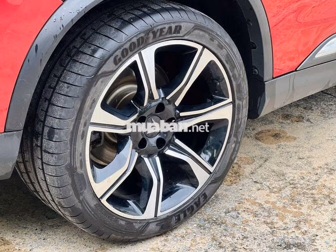 VinFast Lux SA Premium 2020 Đỏ - Bản full -Giá mềm