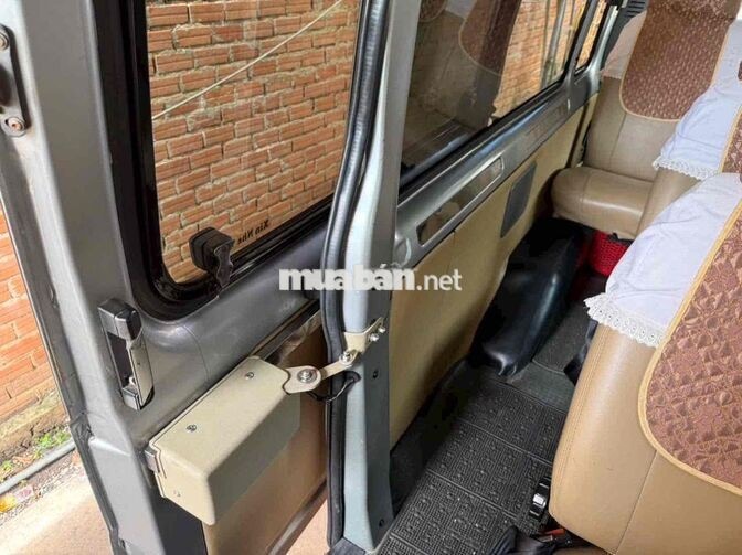Ford Transit 2009 16 chỗ Vàng cát
