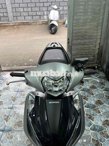 Honda Lead 2026 Bạc đen 1800 km