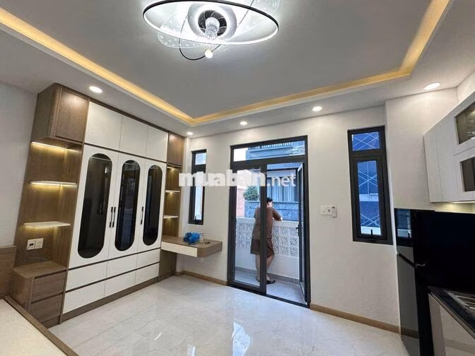 STUDIO BAN CÔNG NGAY HUỲNH TẤN PHÁT SÁT BÊN PHÚ MỸ HƯNG QUẬN 7 4TR9 1P