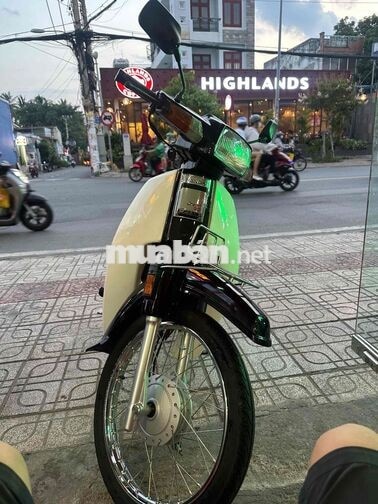 Honda Dream 2005 mới tinh