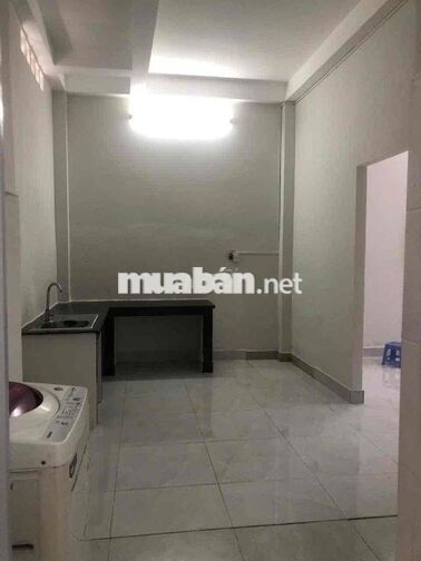 Cho thuê nhà hẻm xe hơi vào tận cửa ngay Emart Phan Huy Ích Gò Vấp