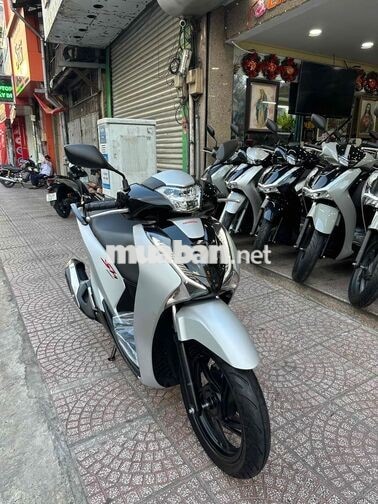 Honda SH 150i ABS 2019 Bạc Nhám BSTP Bao Sang Tên