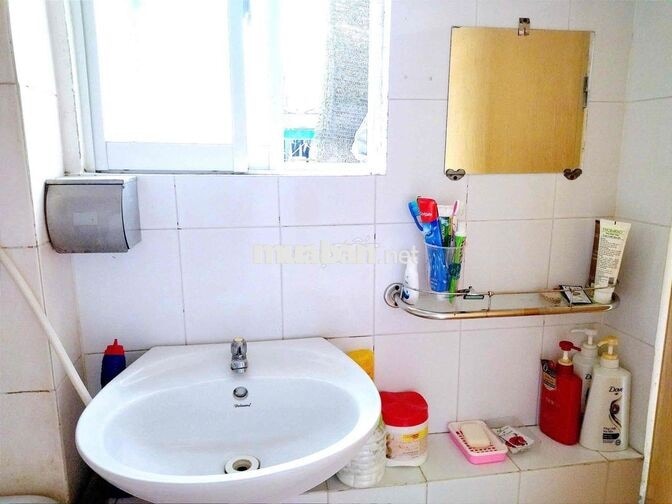 Cho thuê căn hộ chung cư ngay Trung tâm Q.10 - DTSD 60m2 - Vào ở ngay