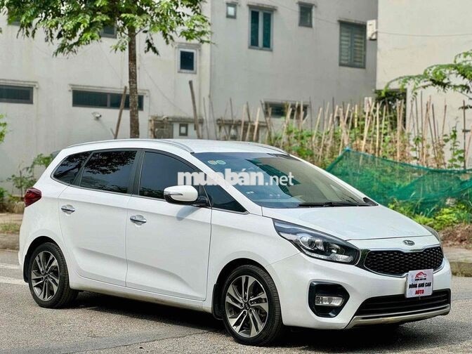 KIA Rondo GAT 2.0 2021 Trắng Tự động